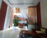 Bán gấp nhà MT Nguyễn Hiền, Sơn Trà, 75m2 3 tầng, giá chi 6.25
