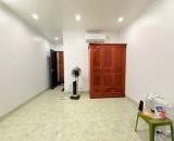 Trần Quốc Hoàn, DT 45M2x6T, MT 4M, giá 21.5 tỷ   NHÀ LÔ GÓC -  PHÂN LÔ Ô TÔ  - NGÕ THÔNG