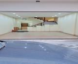 Cho thuê nhà riêng Ô TÔ ĐỖ CỬA ngõ 165 Dương Quảng Hàm, Cầu Giấy 50m x 5T giá 15tr