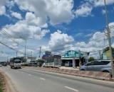 Bán nhà  mặt tiền nhựa Tỉnh Lộ 10 giá bán 10 tỷ, Xã Đức Hòa Đông, Đức Hòa, Long An.