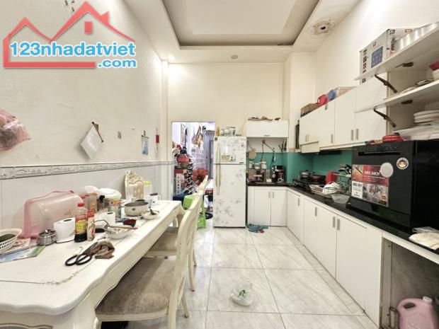 Bán Nhà Quận 3, Đường Lê Văn Sỹ,4 Tầng, 55m2, Bank đinh giá 8.5 tỷ bán giá chỉ 6 tỷ 900 TL - 2