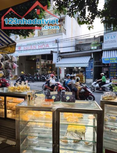 🌟CỰC HIẾM! NHÀ MẶT TIỀN CHỢ HIỆP THÀNH-KINH DOANH ĐỈNH-NGAY UBND PHƯỜNG Q.12-CHỈ 8.5 TỶ - 4