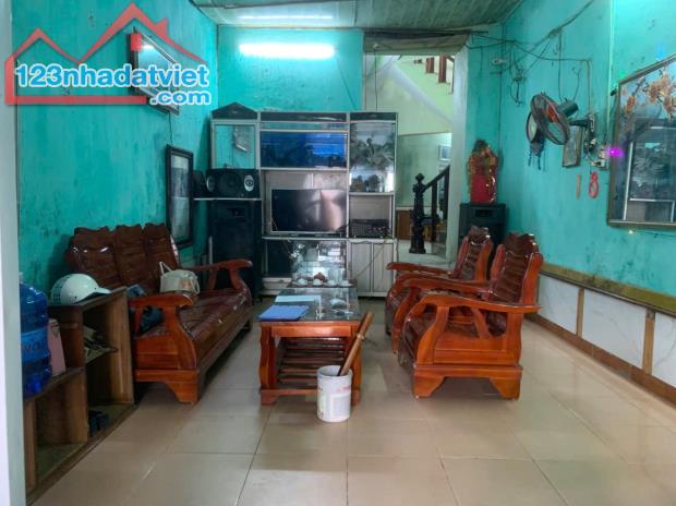 Bán 🏠 thị trấn rừng thông đường 🚘 tránh giá chỉ 1tỷ6x