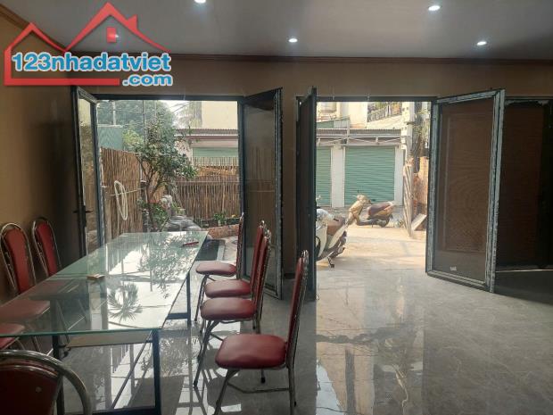 Cho thuê nhà 2 tầng mới xây,DTSD 140m2,thiết kế hiện đại khu Ngọc Thụy, Long Biên,HN - 3