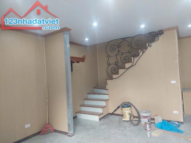 Cho thuê nhà 2 tầng mới xây,DTSD 140m2,thiết kế hiện đại khu Ngọc Thụy, Long Biên,HN - 4