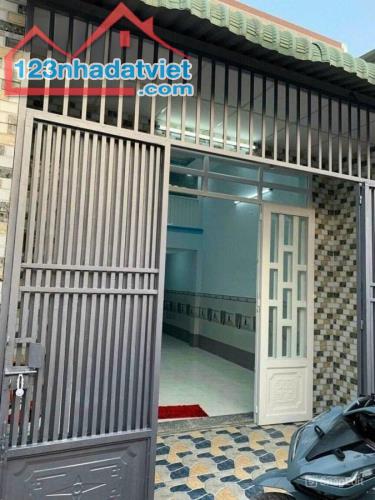 Cần bán nhà ngay Trần Văn Mười, Xuân Thới Thượng, Hóc Môn giá 860tr