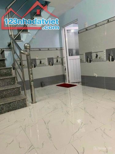 Cần bán nhà ngay Trần Văn Mười, Xuân Thới Thượng, Hóc Môn giá 860tr - 2
