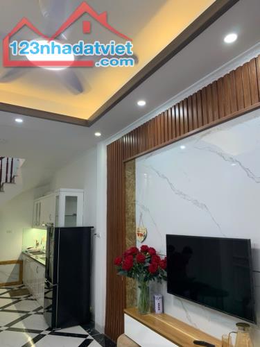 CẦU  NOI CỔ NHUẾ  34m2 x 6T , NHÀ MỚI Ở NGAY,OTO,CHỢ GIÁ 5.85  TỶ CTL - 1