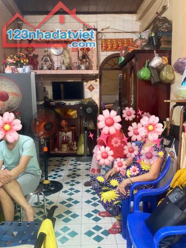 BÁN NHÀ HẺM 6M THÔNG HÀ TÔN QUYỀN P15  Q5 2 TẦNG CHỈ 5.3 TỶ - 1