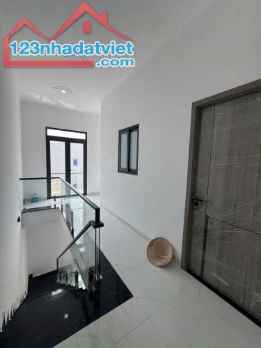 Nhà sr hoàn công 2.75 tỷ/63 m2 /1 lầu 1 trệt kế khu TĐC Bửu Hòa - 5