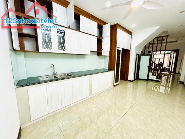 ⏱️GIÁP NHỊ - 42M - 5 TẦNG - MT 3.3M - CHỈ 8.X TỶ⏱️ - 2