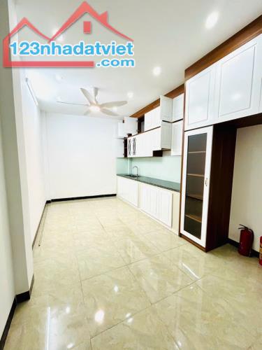 ⏱️GIÁP NHỊ - 42M - 5 TẦNG - MT 3.3M - CHỈ 8.X TỶ⏱️ - 3