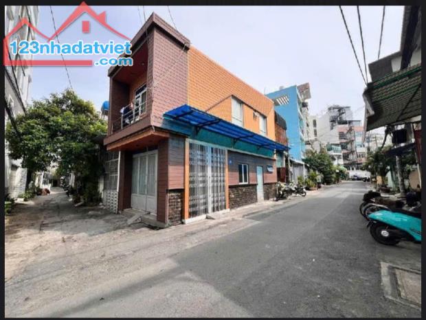Bán nhà 3 lầu Nguyễn Sỹ Sách, P.15, Tân Bình – 4.5 tỷ – DT lớn, full nội thất"