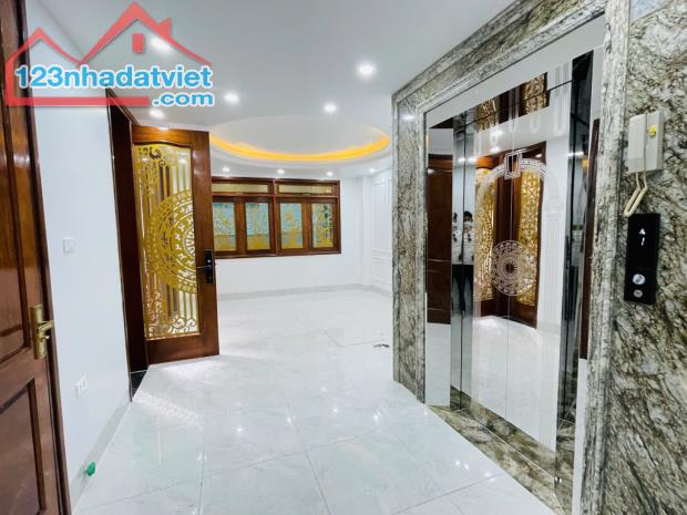 ĐỘC QUYỀN! NHÀ ĐẸP PHAN KẾ  BÍNH_THANG MÁY_Ô TÔ ĐỖ CỬA_GIÁ TỐT.