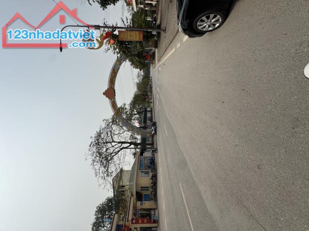 HIẾM HIẾM  CỔ LOA 93m  👉Nhà 3 Tầng mới 95% đường thông 🚘 cửa, 👉Nhà Chủ tâm huyết xây ch