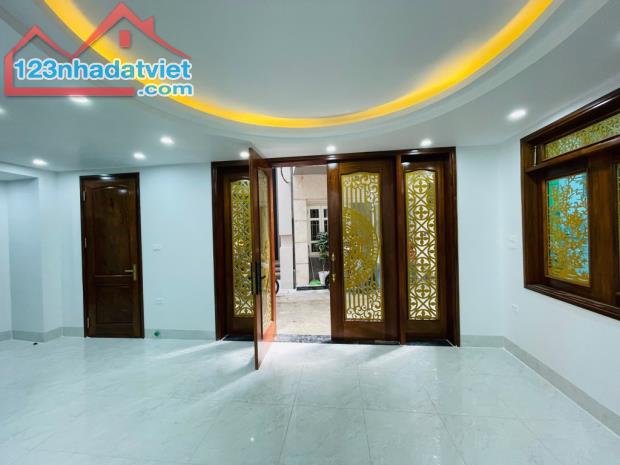 ĐỘC QUYỀN! NHÀ ĐẸP PHAN KẾ  BÍNH_THANG MÁY_Ô TÔ ĐỖ CỬA_GIÁ TỐT.