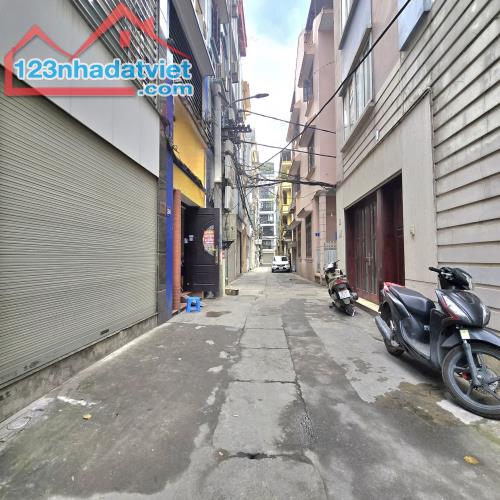 BÁN GẤP SIÊU PHẨM NGUYỄN KHANG CẦU GIẤY 40M*5T CHỈ 13.4 TỶ, PHÂN LÔ OTO TRÁNH, KINH DOANH. - 4