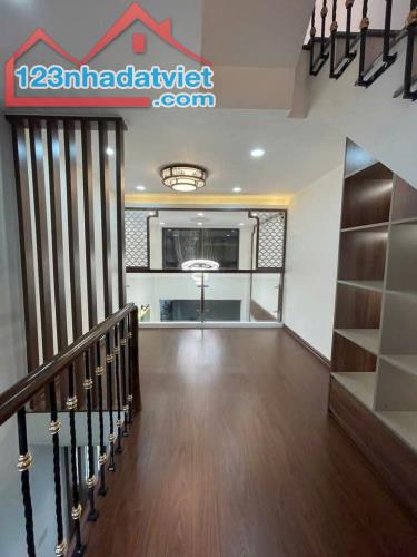 Nhà Đẹp Gần Đường Ô TÔ Tam Trinh, Hoàng Mai 27m, 5 tầng, mt 3.2m, giá 5.95 tỷ. - 1