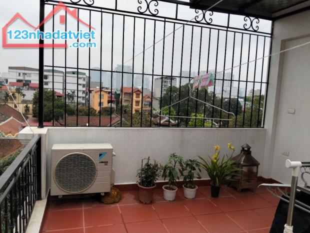 NHÀ ĐẸP THỤY PHƯƠNG BTL- 34m² x 5T, CHỈ 6 TỶ  Ô TÔ ĐỖ CỬA – Ở NGAY – TẶNG FULL NỘI THẤT  G