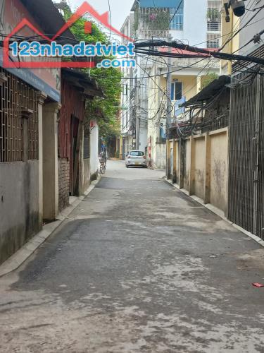 NHÀ ĐẸP THỤY PHƯƠNG BTL- 34m² x 5T, CHỈ 6 TỶ  Ô TÔ ĐỖ CỬA – Ở NGAY – TẶNG FULL NỘI THẤT  G - 2