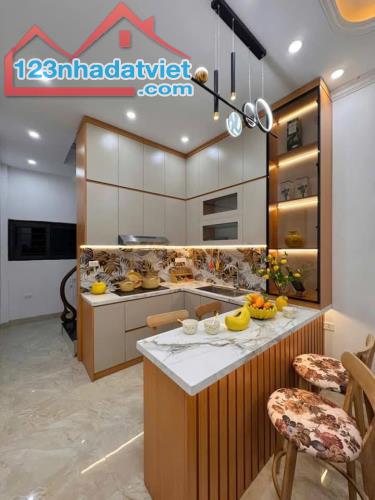 Nhà Đẹp Gần Đường Ô TÔ Hoàng Mai 25m, 5 tầng, mt 3m, giá 5.8 tỷ. - 2