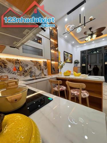 Nhà Đẹp Gần Đường Ô TÔ Hoàng Mai 25m, 5 tầng, mt 3m, giá 5.8 tỷ. - 3