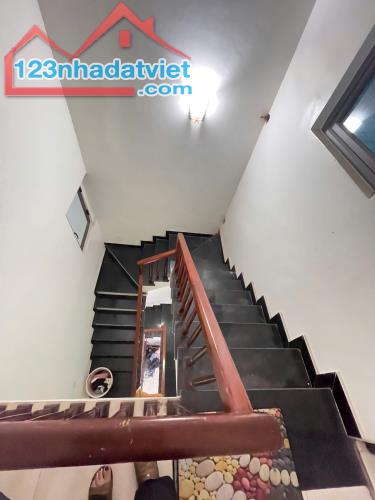 Bán nhà 3 tầng kinh doanh nhỏ lẻ được ngõ phố Nguyễn Thị Duệ, tp hải dương - 4