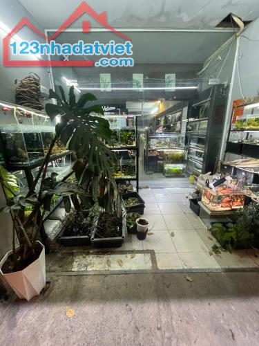 CHÍNH CHỦ CÓ VIỆC CẦN SANG GẤP LẠI QUÁN 5B Nguyễn Biểu-Phường 1-  Quận 5- TP.HCM