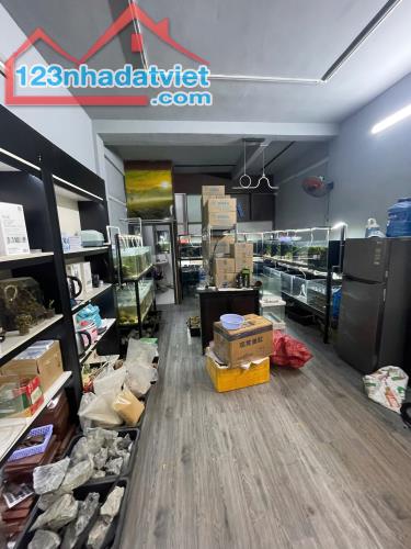 CHÍNH CHỦ CÓ VIỆC CẦN SANG GẤP LẠI QUÁN 5B Nguyễn Biểu-Phường 1-  Quận 5- TP.HCM - 2