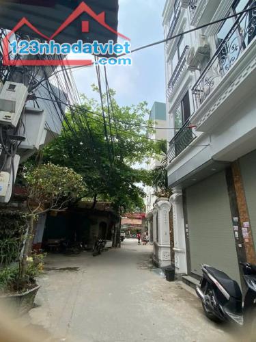 CHO THUÊ NHÀ 5 TẦNG MẬU LƯƠNG GIÁ 13 TRIỆU