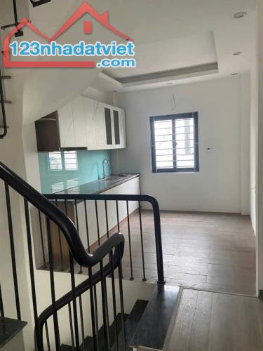 CHO THUÊ NHÀ 5 TẦNG MẬU LƯƠNG GIÁ 13 TRIỆU - 2
