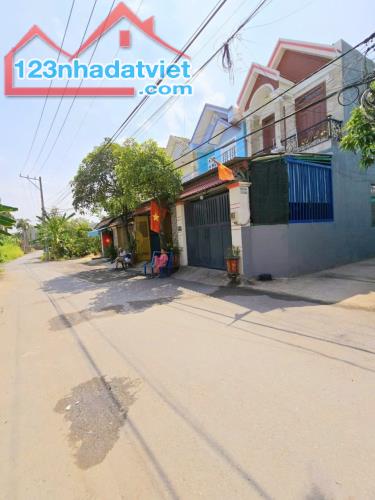 Cực Hót, , Đất nền Phân Lô, Dt 70m2, Gần chợ Long Trườn, THỦ Đức, Giá chỉ 3.1ty.