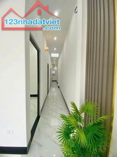NHÀ CẤP 4 XÂY MỚI 2PN, DT 100M2, SÂN Ô TÔ GIÁ RẺ NHƯ CHO - 5