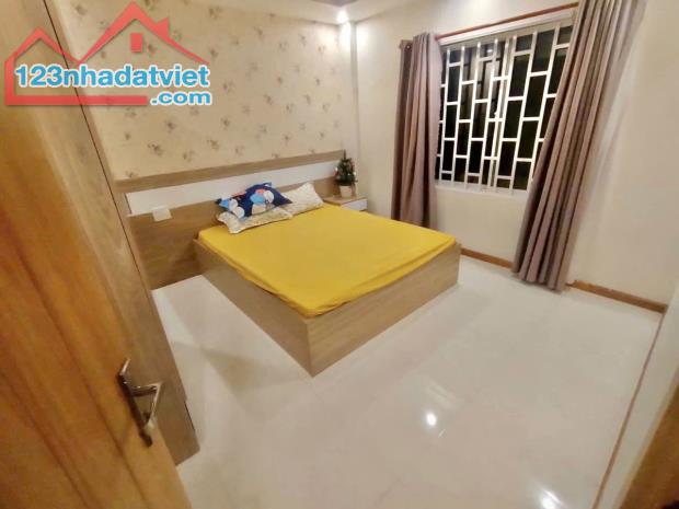 SỤP HẦM- NHÀ MT 3 TẦNG SÁT BIỂN THANH KHÊ CHỈ 5 TỶ NHỈNH