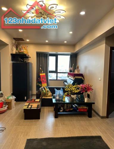 BÁN CC - C2 XUÂN_ĐỈNH, 323 ĐƯỜNG XUÂN ĐỈNH Thông NGOẠI GIAO ĐOÀN. 75m - 5 tỷ - 1