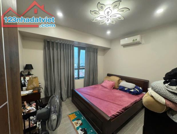 BÁN CC - C2 XUÂN_ĐỈNH, 323 ĐƯỜNG XUÂN ĐỈNH Thông NGOẠI GIAO ĐOÀN. 75m - 5 tỷ - 3