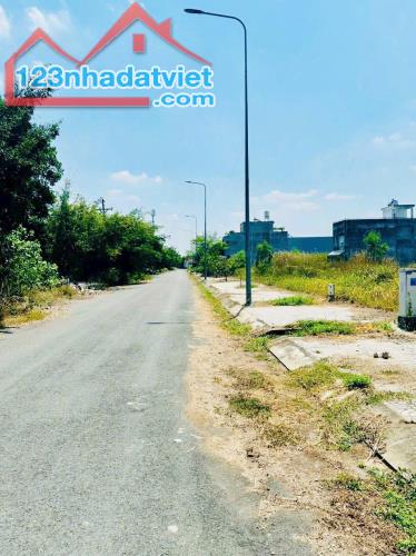 KDC Tên Lửa 2 - Bán lô mặt tiền (114m2) 6m x19m view sông An Hạ - Tỉnh Lộ 10 - 1