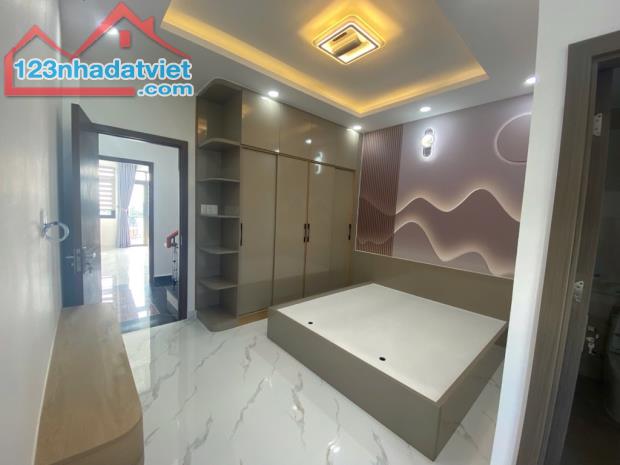 nhà đẹp ngay eaon bình tân hẻm 8m sát mặt tiền 4tầng dtsd 208m2 dọn vào ở ngay - 5