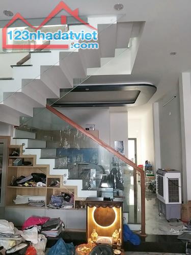 Bán nhà 3 tầng đường Nguyễn Cao, sát biển Thanh Khê, Đà Nẵng - DT 75m2, Giá 5,95 tỷ tl - 1
