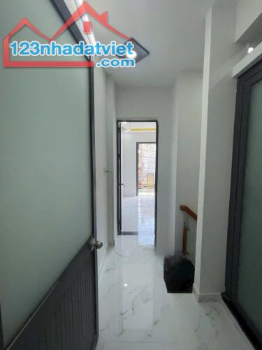 LÊ VĂN QUỚI - HẺM 4M THẲNG TRỤC - 36M2 - 2 TẦNG 2PN 2WC - CHỈ 4.05 TỶ - 3