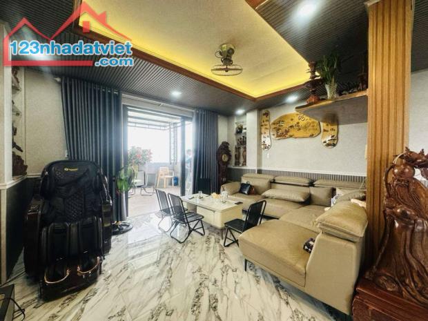 NHÀ ĐẸP - AN PHÚ ĐÔNG, Q12- CHDV CAO CẤP VƯỜN LÀI - DÒNG TIỀN 50TR/THÁNG - 15.5 TỶ