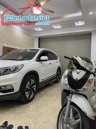 BÁN NHÀ PHỐ LÁNG HẠ - 61M² x 5 TẦNG - PHÂN LÔ Ô TÔ TRÁNH - KINH DOANH - GIÁ CHỈ 16.5 TỶ