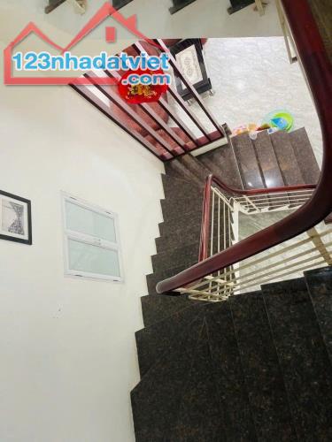 BÁN BIỆT THỰ SÂN VƯỜN 120M2, PHỐ NGỌC THỤY, ĐƯỜNG OTO THÔNG, GẦN MIPEC LONG BIÊN - 2