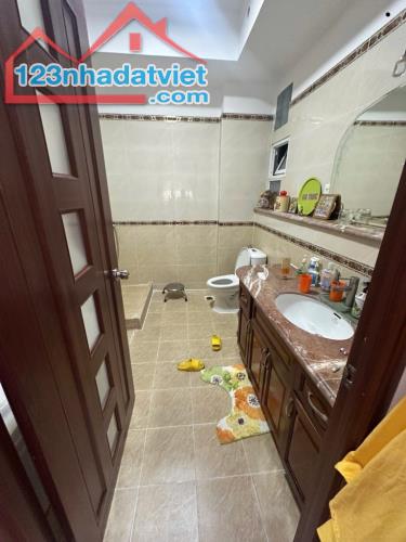 Bán gấp nhà đẹp ở ngay mặt tiền khu đường số, có Hầm, 130m2, 7T, ngang 6.5m, chỉ 25.7 tỷ. - 3