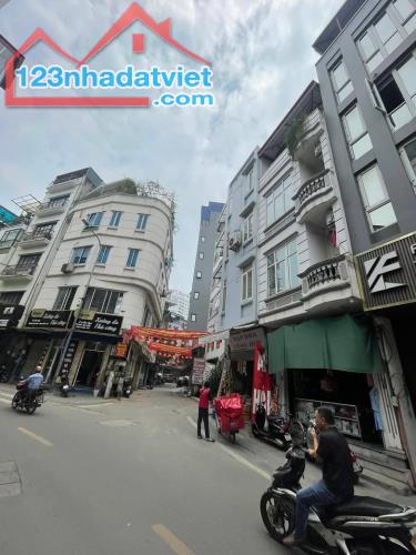 CẦN BÁN GẤP NHÀ PHỐ ĐỐC NGỮ, BA ĐÌNH, HÀ NỘI 56M², XÂY 5 TẦNG, MẶT TIỀN 5.2M, GIÁ 22.7 TỶ. - 1