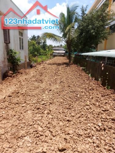 Chính chủ cần bán đất đường huyện 12b- Thị Trấn Vĩnh Bình- Huyện Gò Công Tây- Tiền Giang - 2