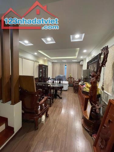 CẦN BÁN GẤP TRONG THÁNG NHÀ PHỐ ĐỘI CẤN NGỌC HÀ BA ĐÌNH 55M 6 TẦNG LÔ GÓC NHỈNH 14 TỶ OTO - 3