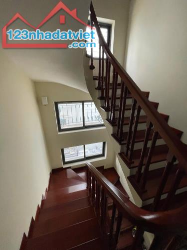 CẦN BÁN GẤP TRONG THÁNG NHÀ PHỐ ĐỘI CẤN NGỌC HÀ BA ĐÌNH 55M 6 TẦNG LÔ GÓC NHỈNH 14 TỶ OTO - 4
