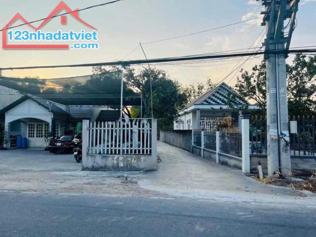 GIÁ NGỘP CẦN BÁN GẤP LÔ ĐẤT THỔ CƯ MT ĐƯỜNG TRẢI ĐÁ SHR CHỈ 700 TRIỆU - 1