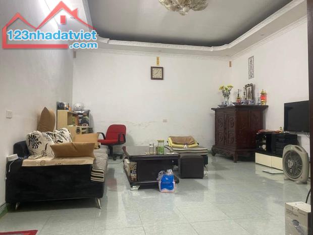 BÁN GẤP NHÀ PHỐ TÔ NGỌC VÂN QUẢNG AN TÂY HỒ 50M MT 5M OTO NHỈNH 12 TỶ TL MẠNH - 2